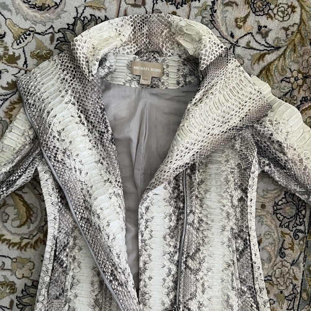 Michael Kors Collection real Snakeskin python Cream beige coat jacket s small - Picture 5 of 15